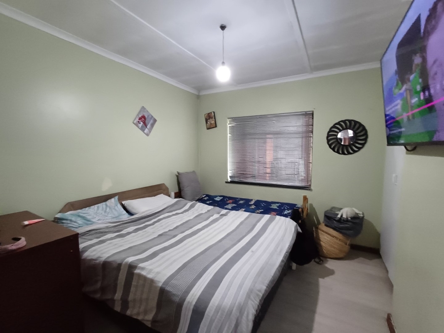 3 Bedroom Property for Sale in Bishop Lavis Western Cape